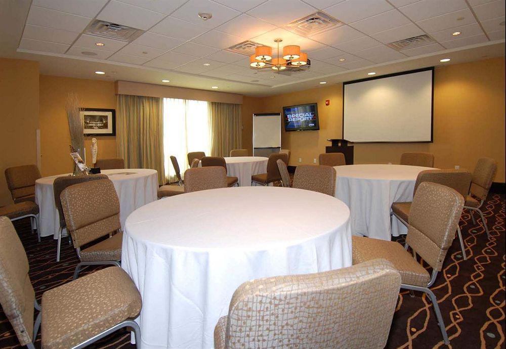Holiday Inn Express Jacksonville Beach By Ihg Екстериор снимка