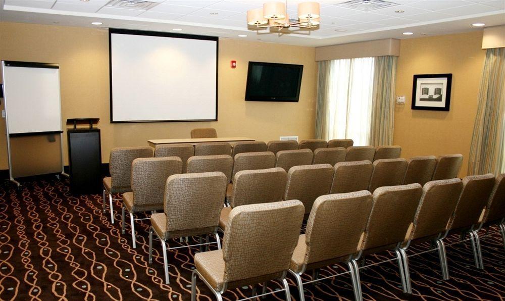 Holiday Inn Express Jacksonville Beach By Ihg Съоръжения снимка